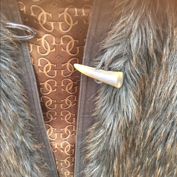 Guess faux fur vest - Picture 4 of 7